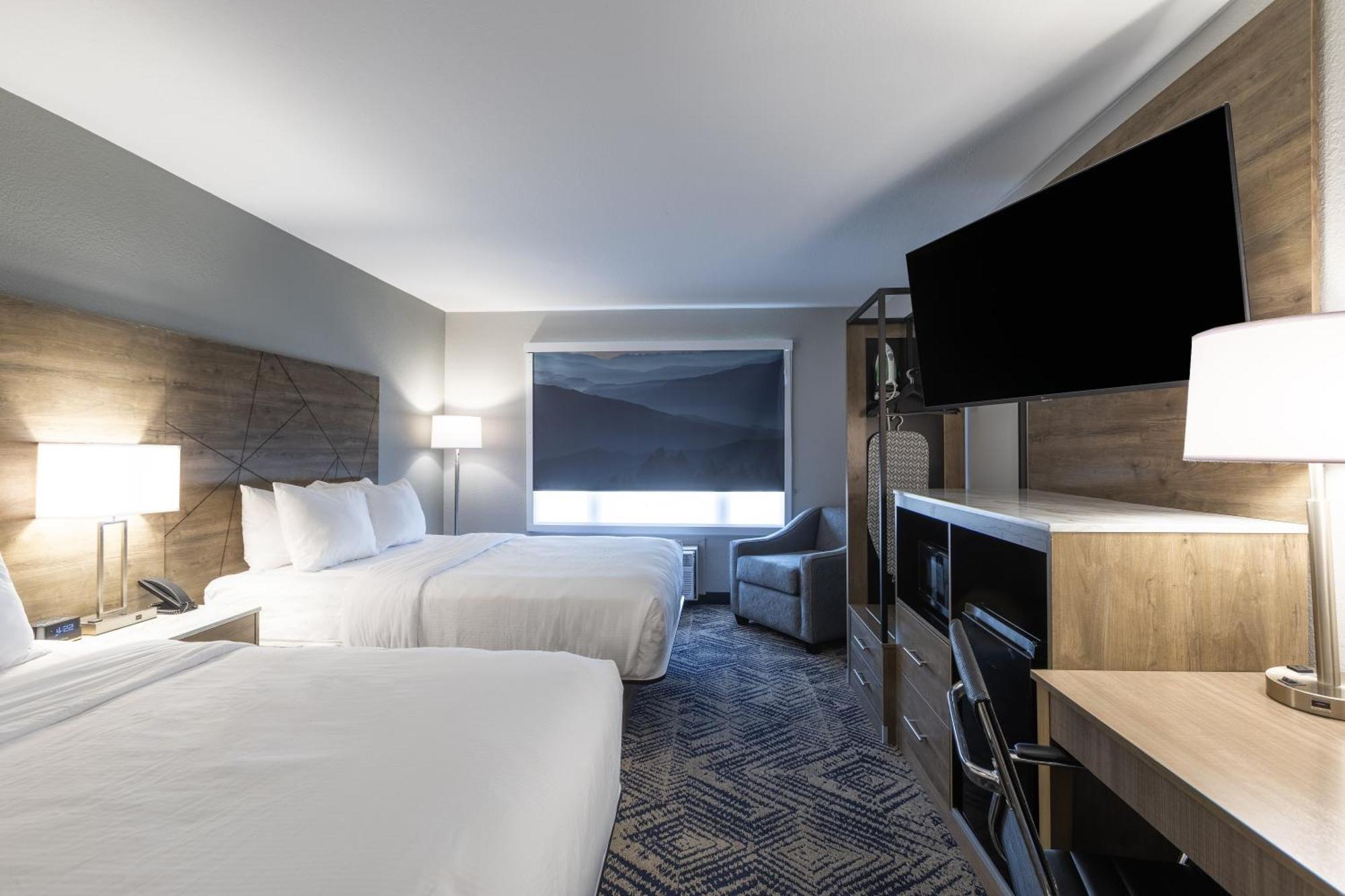 Rodeway Inn & Suites Near Outlet Mall - Asheville Dış mekan fotoğraf