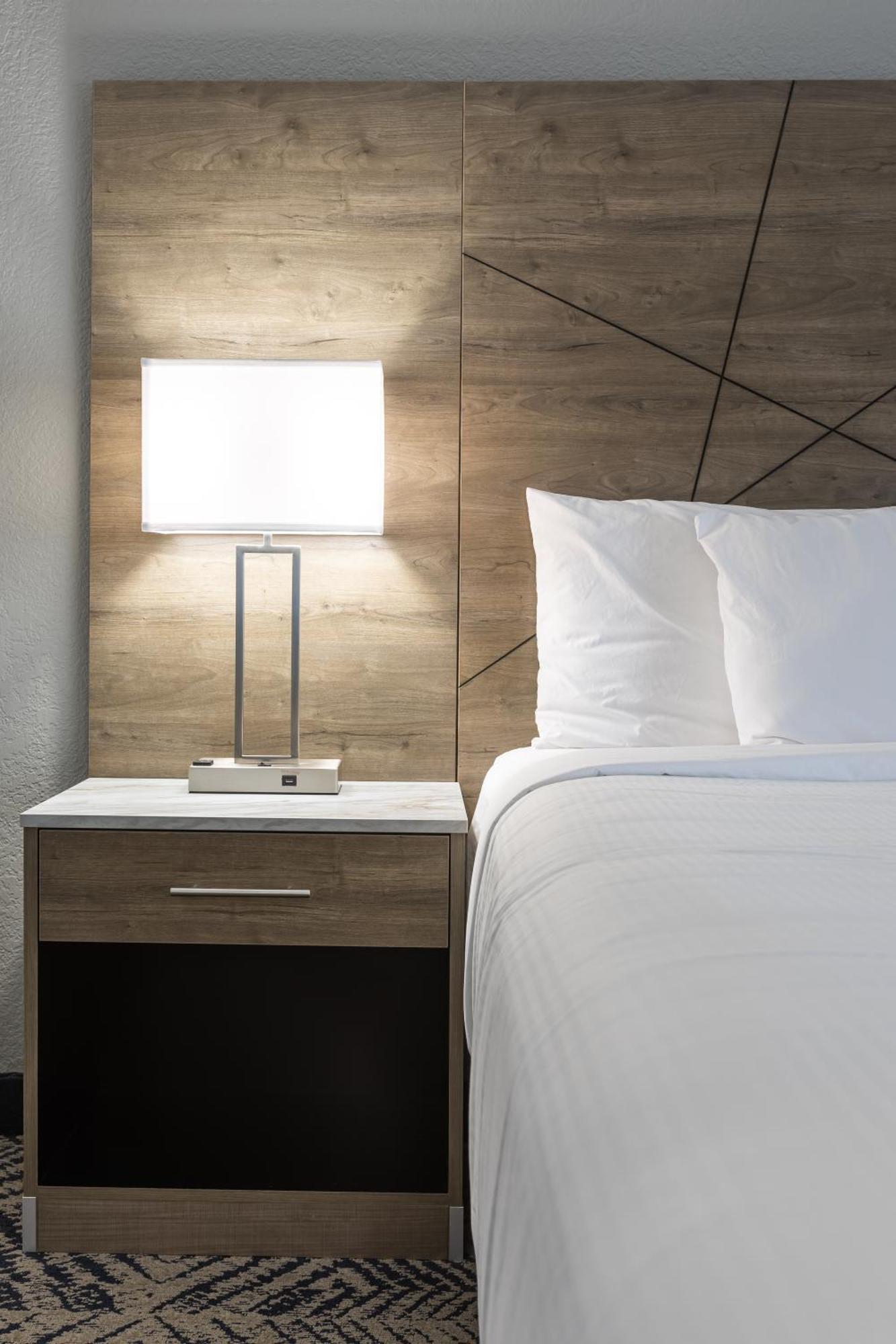 Rodeway Inn & Suites Near Outlet Mall - Asheville Dış mekan fotoğraf