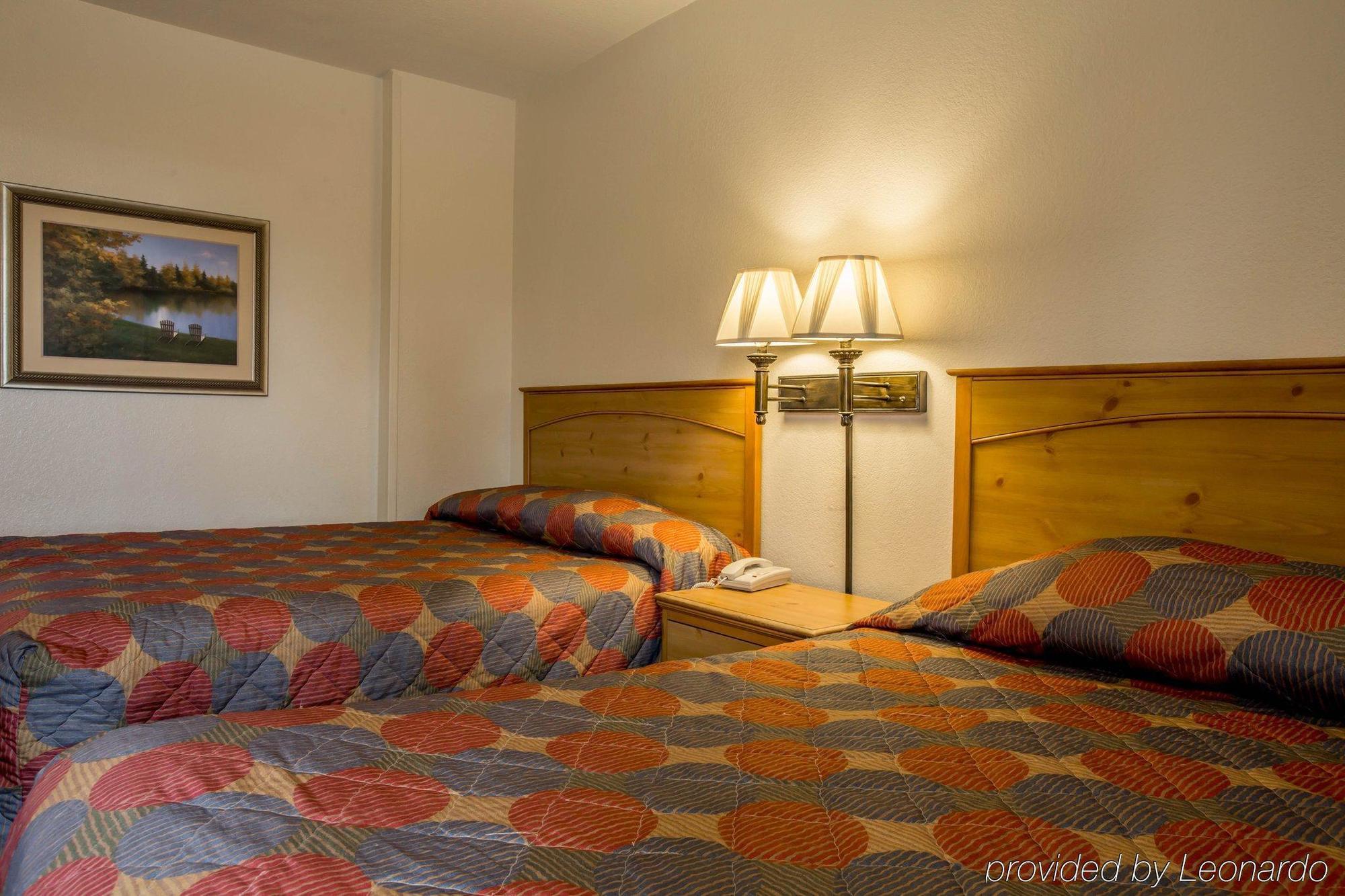 Rodeway Inn & Suites Near Outlet Mall - Asheville Dış mekan fotoğraf