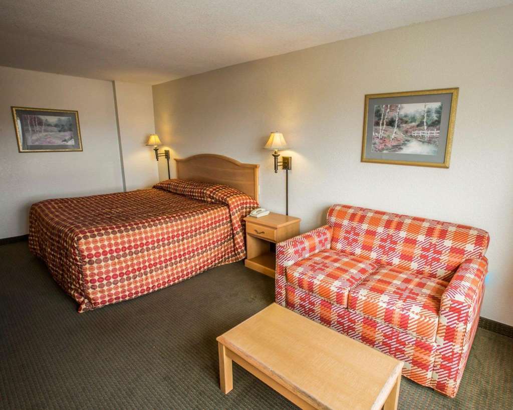Rodeway Inn & Suites Near Outlet Mall - Asheville Oda fotoğraf