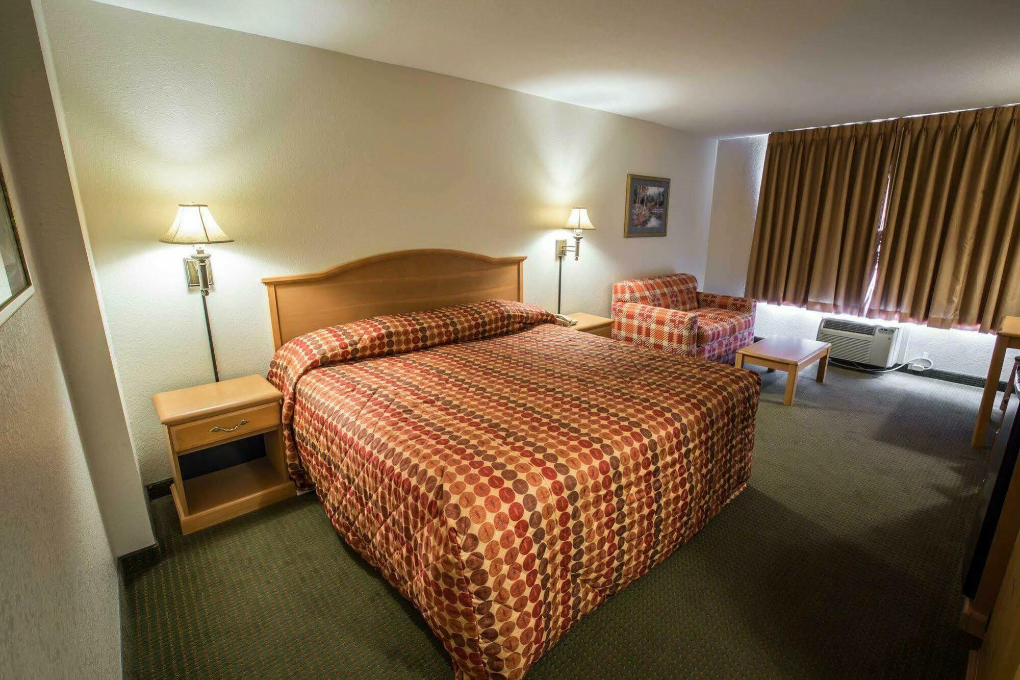 Rodeway Inn & Suites Near Outlet Mall - Asheville Dış mekan fotoğraf
